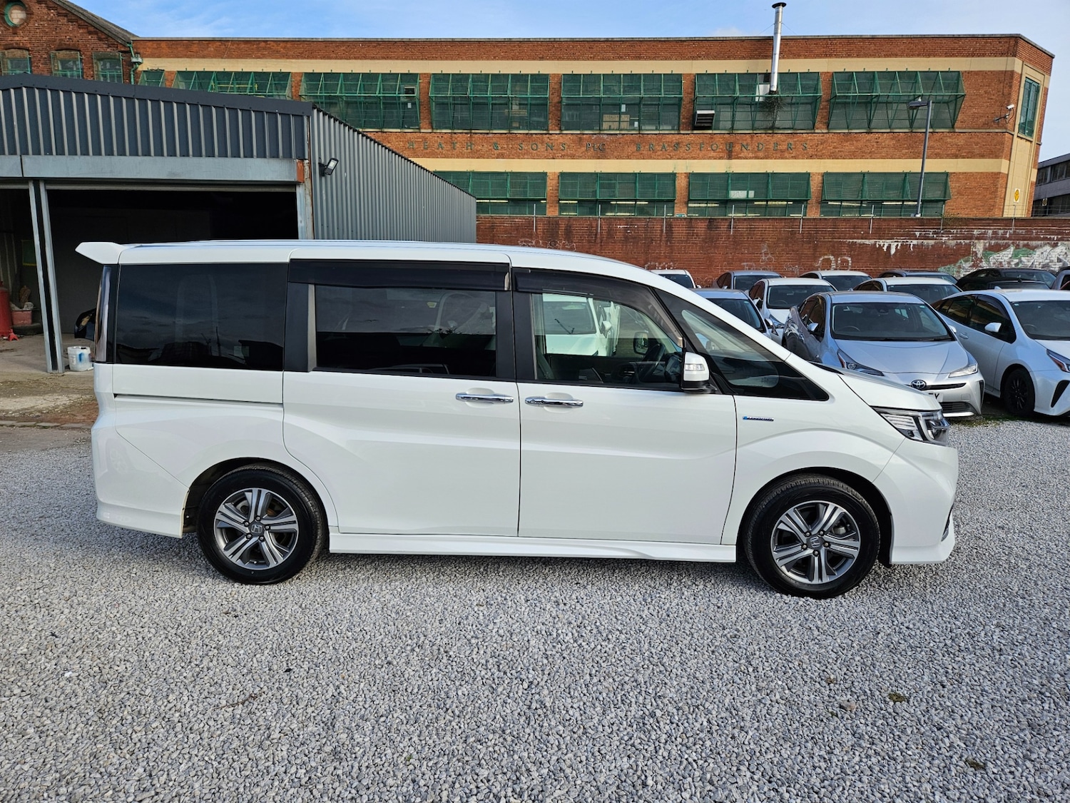 Used Honda Stepwagon 2026 for sale - 78141098: Photo 67