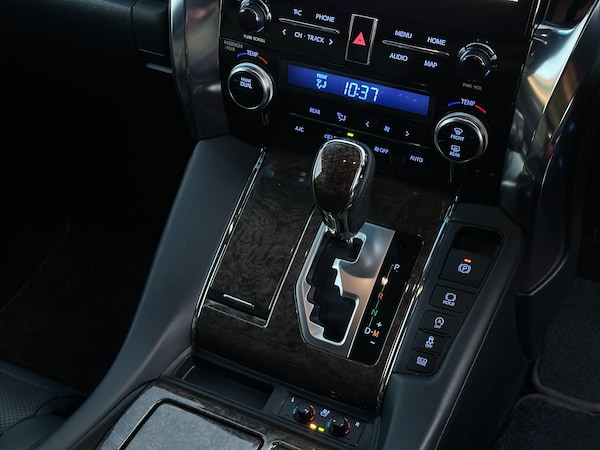 Used Toyota Alphard 2020 for sale - 72612183: Photo 41
