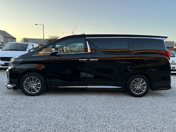 Used Toyota Alphard 2020 for sale - 72612183: Photo 9