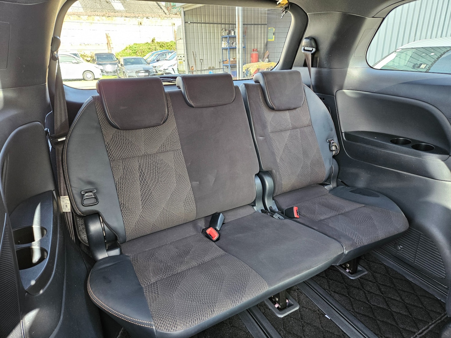 Used Toyota Estima 2017 for sale - 78140517: Photo 14