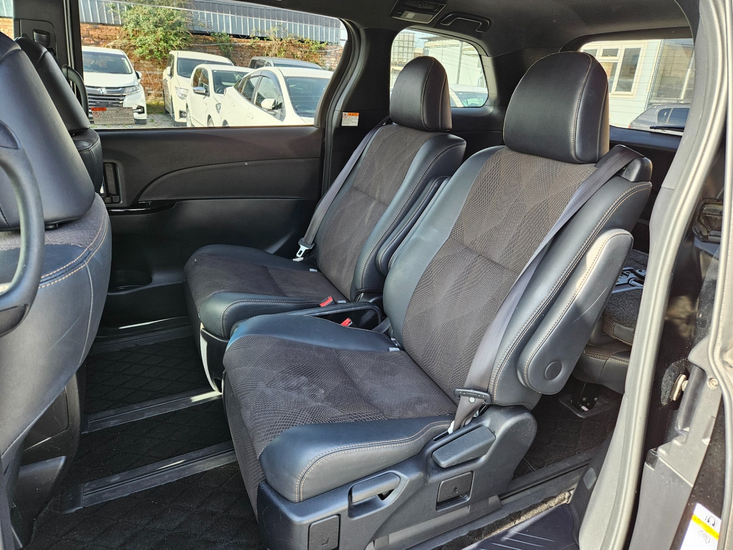 Used Toyota Estima 2017 for sale - 78140517: Photo 23