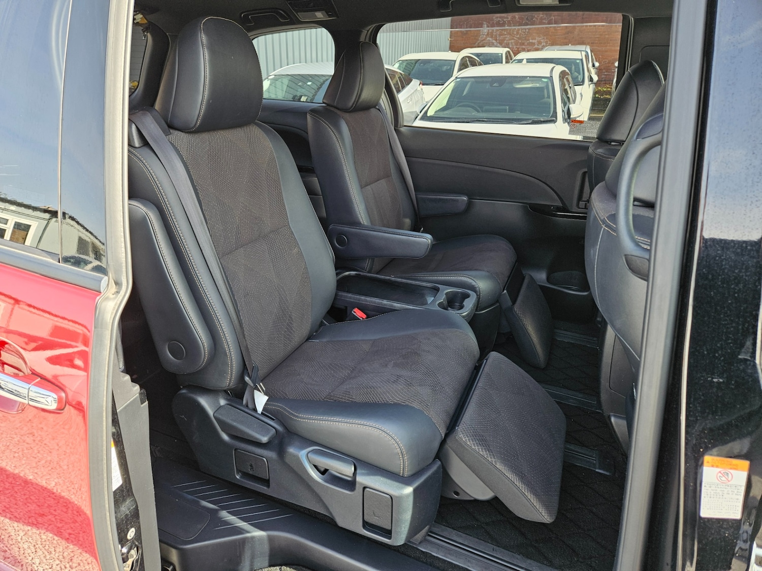 Used Toyota Estima 2017 for sale - 78140517: Photo 26