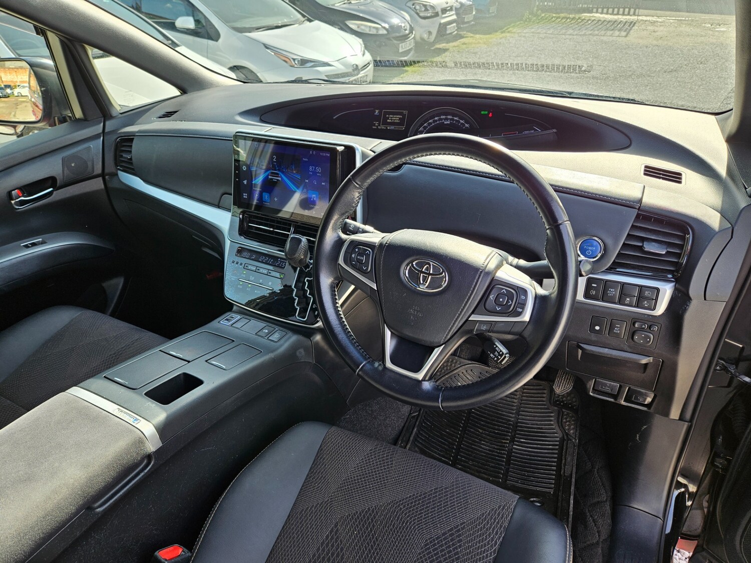 Used Toyota Estima 2017 for sale - 78140517: Photo 28