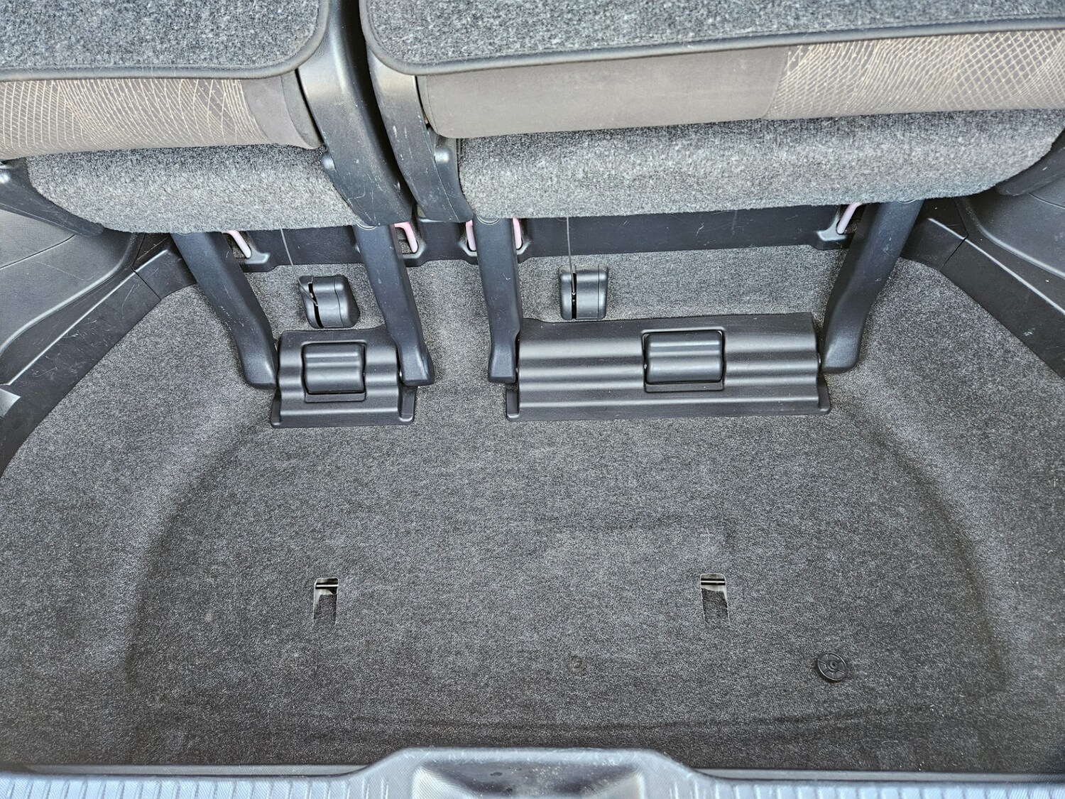 Used Toyota Estima 2017 for sale - 78140517: Photo 30