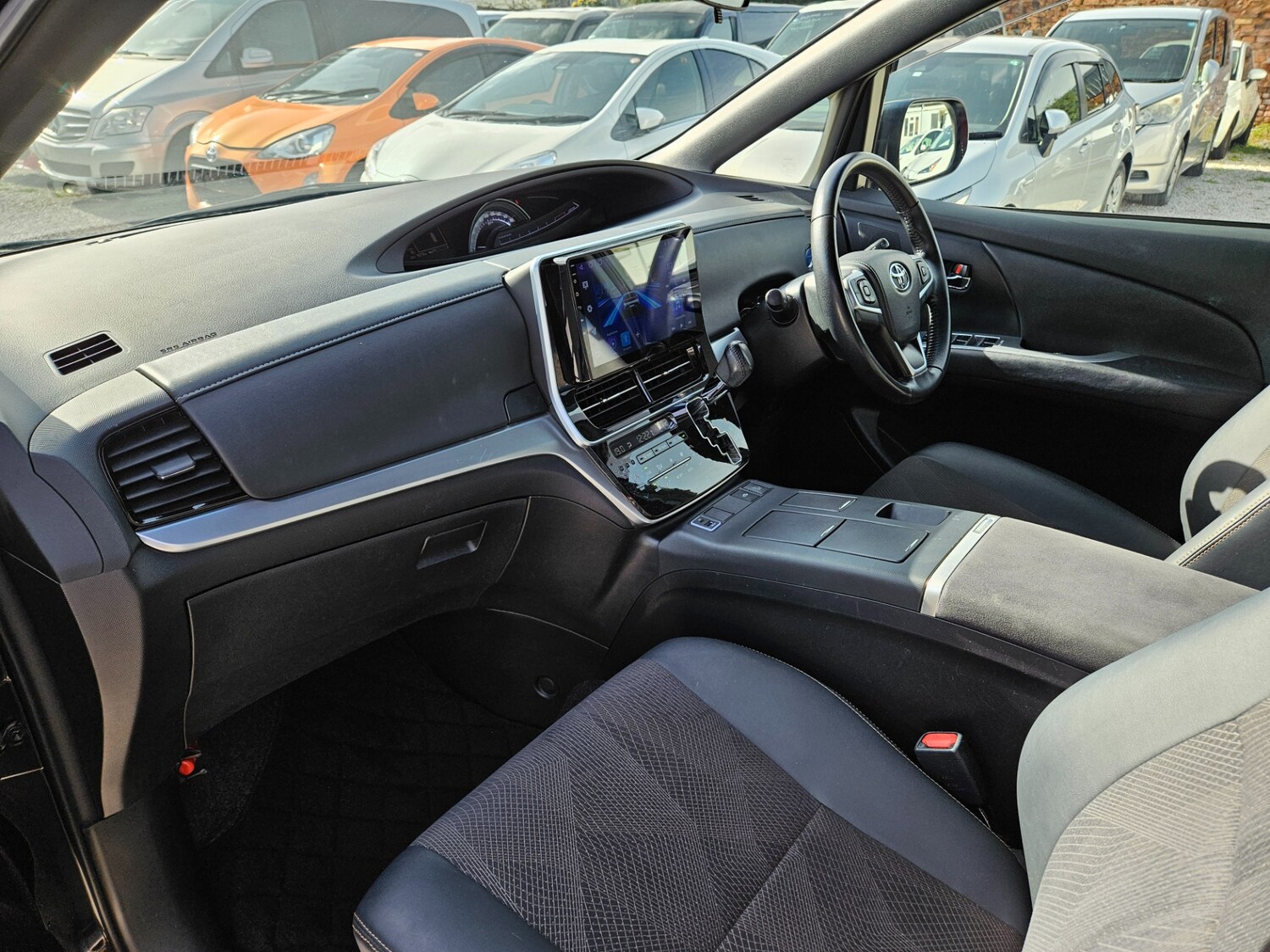 Used Toyota Estima 2017 for sale - 78140517: Photo 34