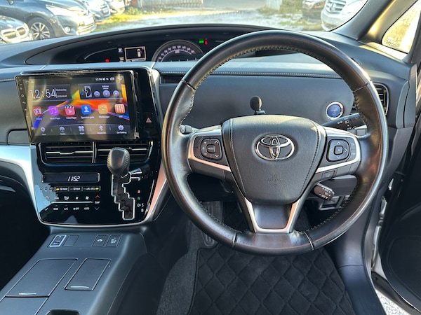 Used Toyota Estima 2018 for sale - 75220400: Photo 27