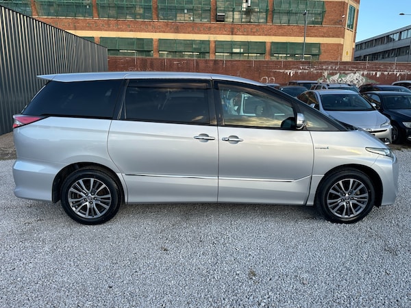 Used Toyota Estima 2018 for sale - 75220400: Photo 9
