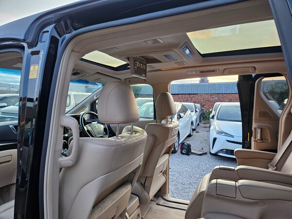Used Toyota Alphard 2011 for sale - 74879475: Photo 36