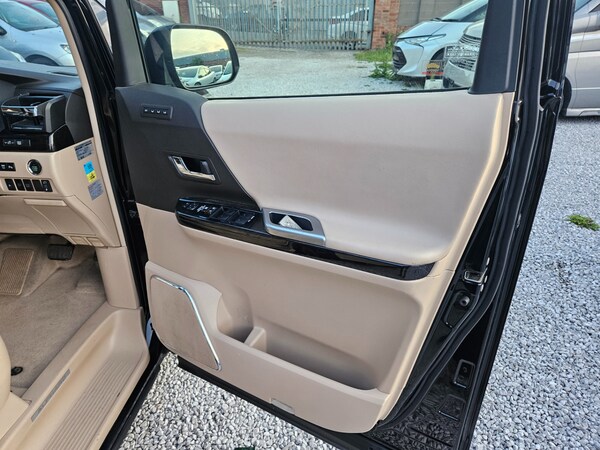 Used Toyota Alphard 2011 for sale - 74879475: Photo 40