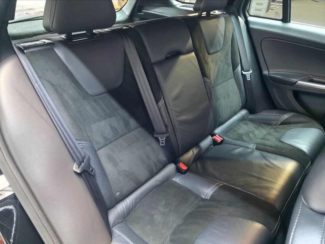 Used Volvo V60 2014 for sale - 78005562: Photo 11