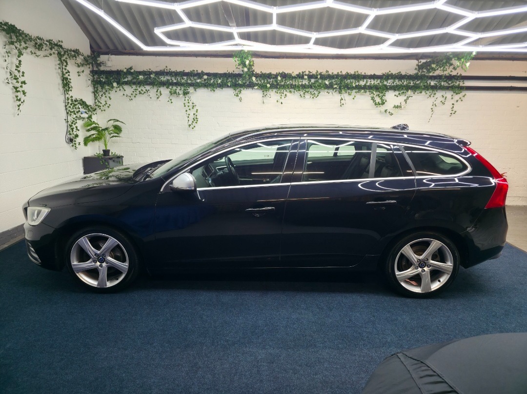 Used Volvo V60 2014 for sale - 78005562: Photo 5