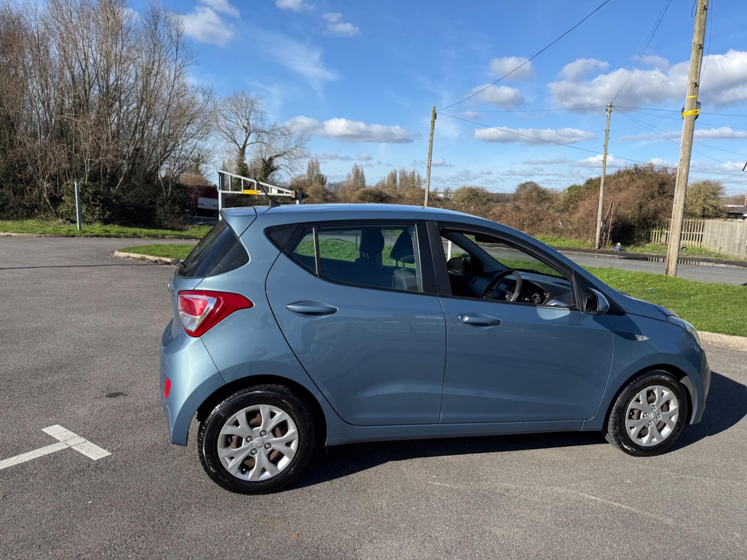 Used Hyundai i10 2015 for sale - 78172082: Photo 31