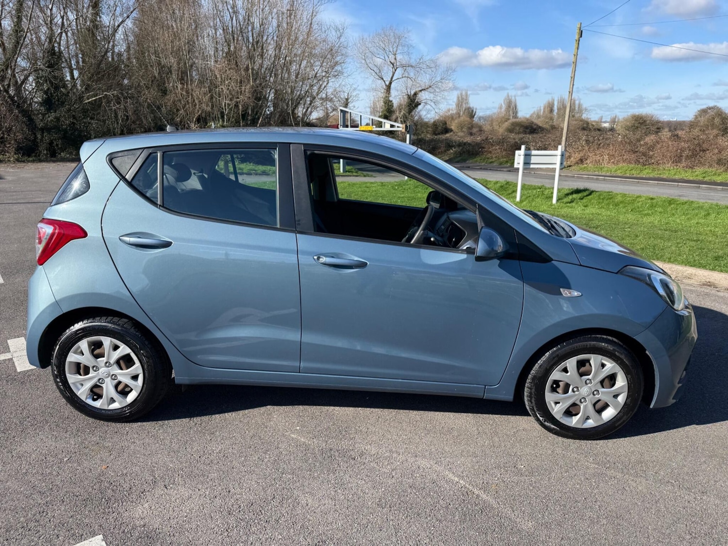 Used Hyundai i10 2015 for sale - 78172082: Photo 36