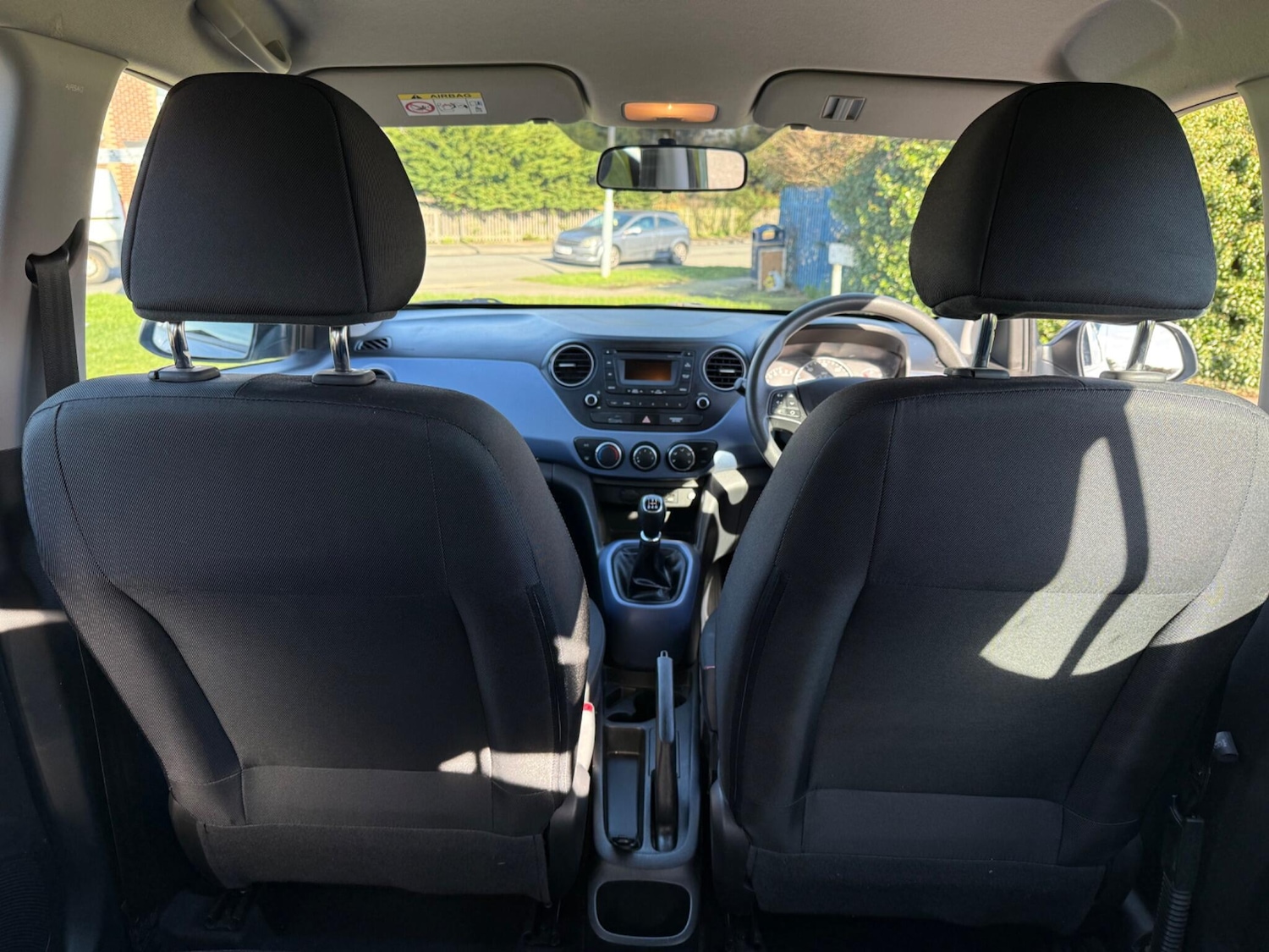 Used Hyundai i10 2015 for sale - 78172082: Photo 38