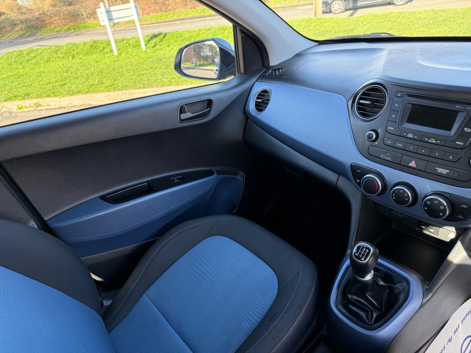 Used Hyundai i10 2015 for sale - 78172082: Photo 39