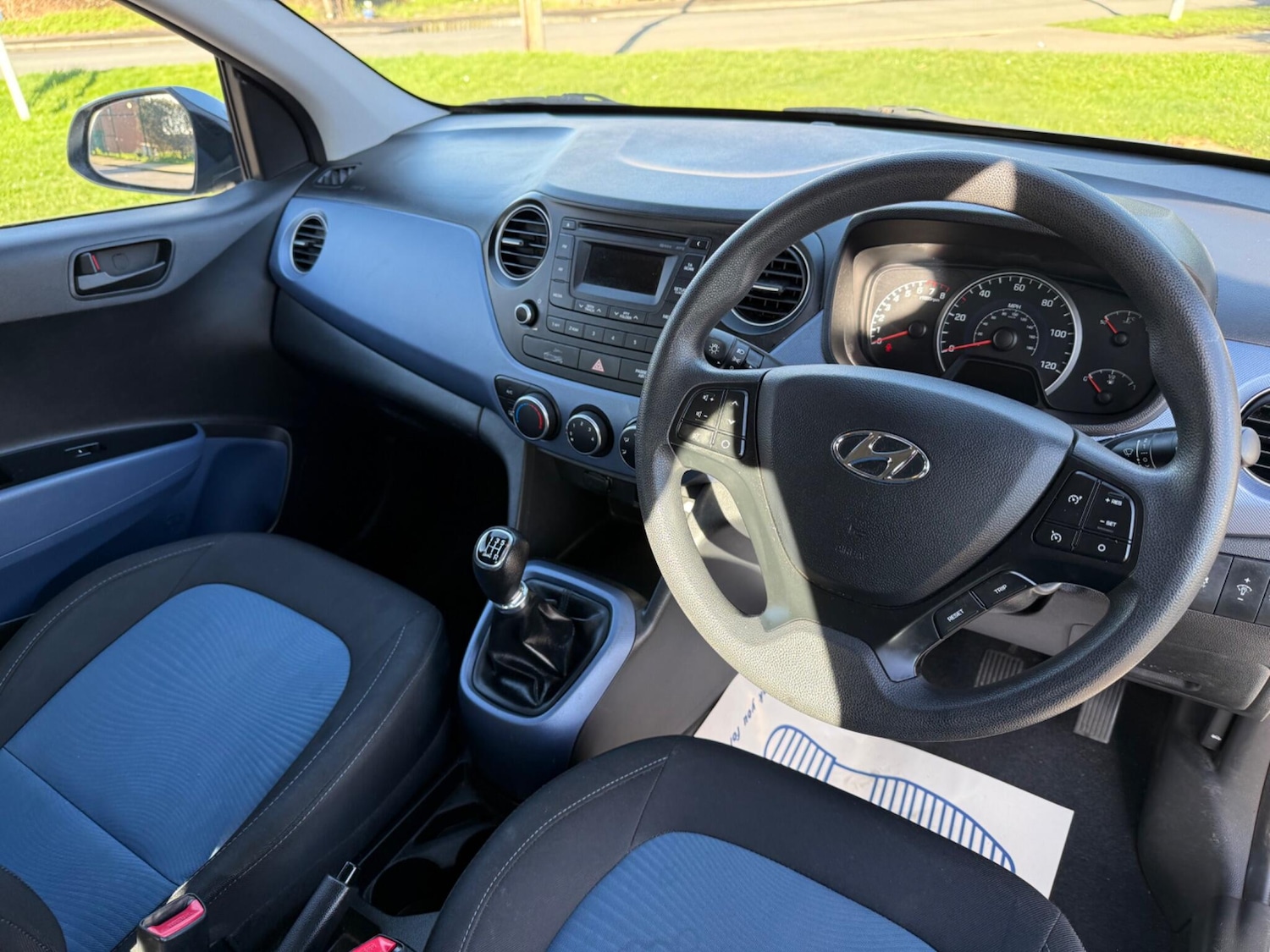 Used Hyundai i10 2015 for sale - 78172082: Photo 41