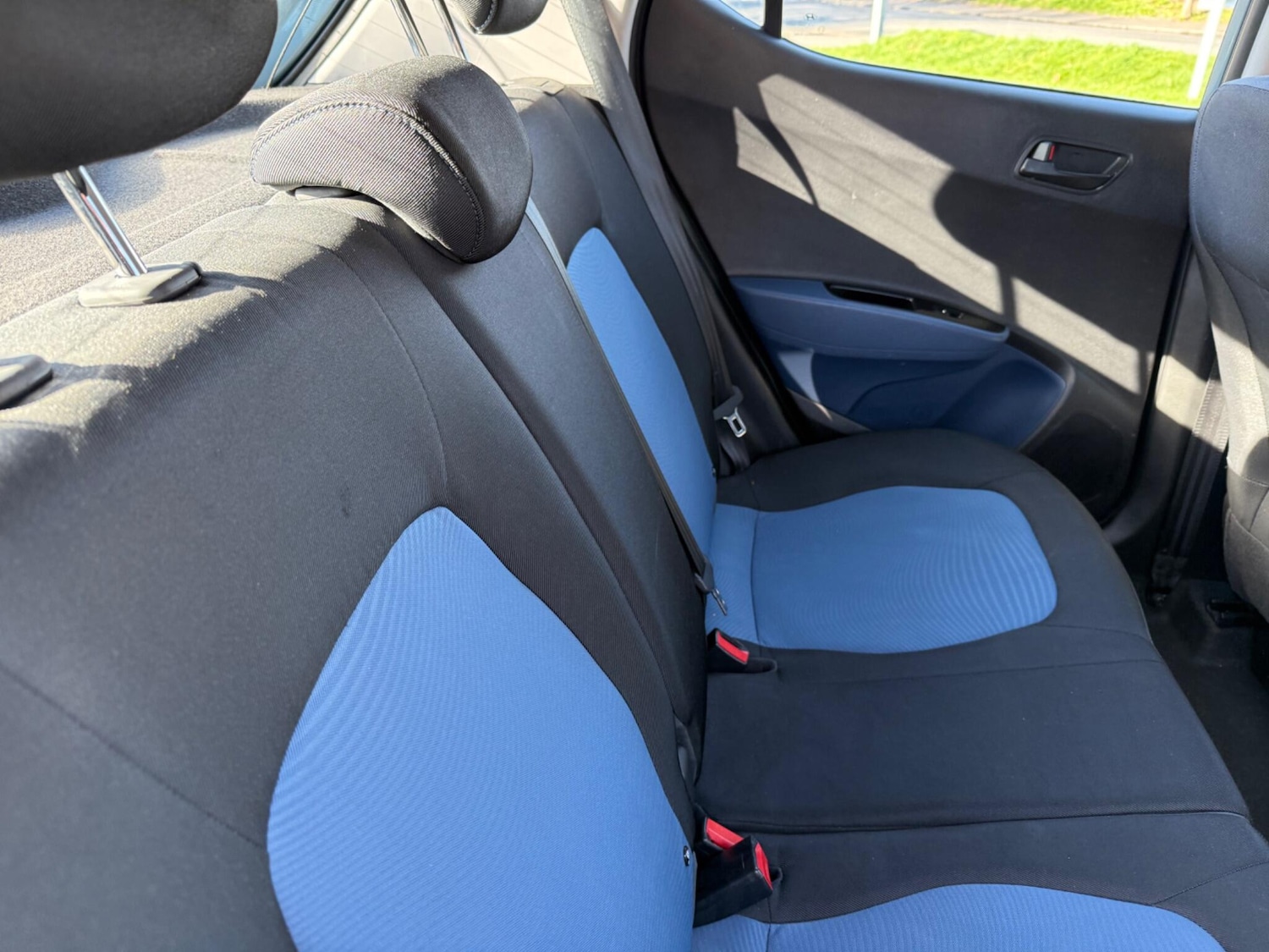 Used Hyundai i10 2015 for sale - 78172082: Photo 50