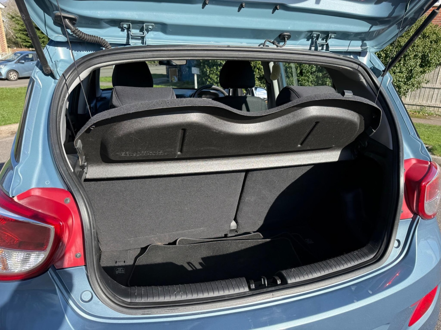 Used Hyundai i10 2015 for sale - 78172082: Photo 62