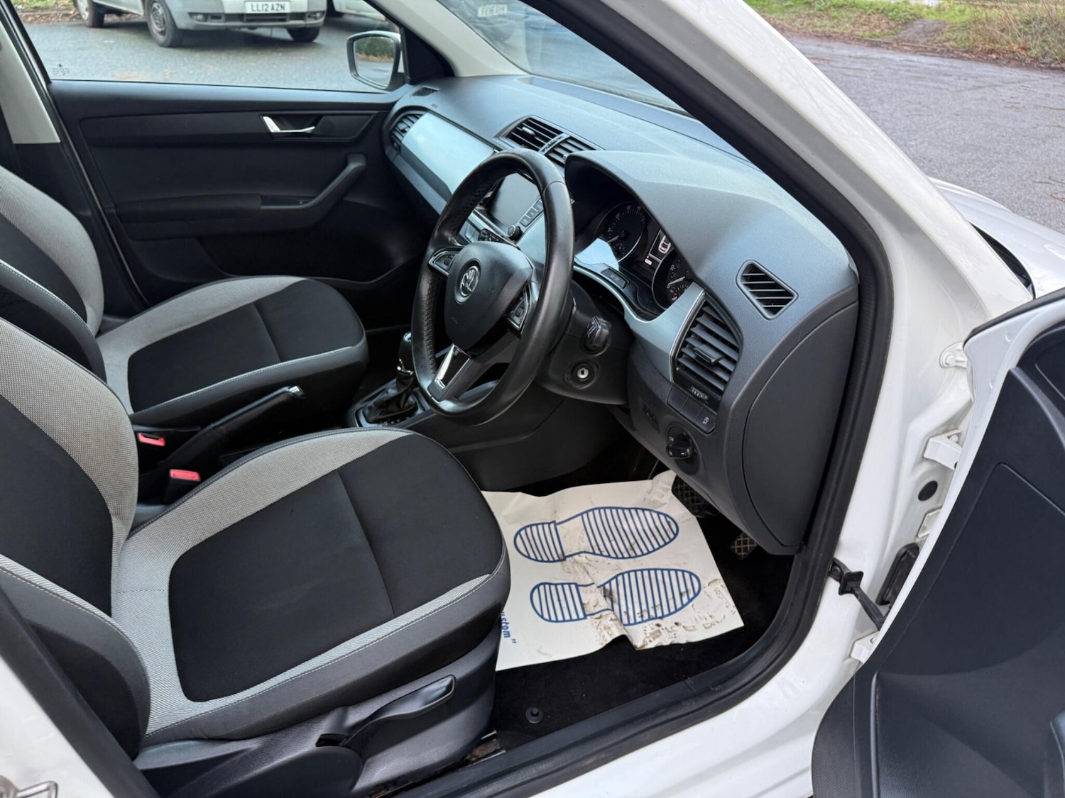 Used Skoda Fabia 2015 for sale - 78172079: Photo 43