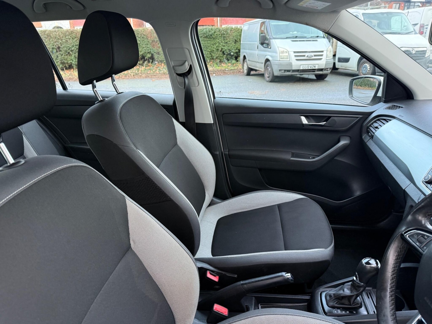 Used Skoda Fabia 2015 for sale - 78172079: Photo 44