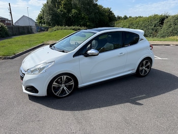 Used Peugeot 208 2015 for sale - 78864784: Photo