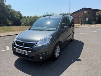 Used Peugeot Partner Tepee 2015 for sale - 79252207: Photo