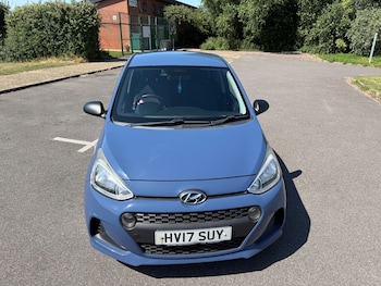 Used Hyundai i10 2017 for sale - 78864783: Photo