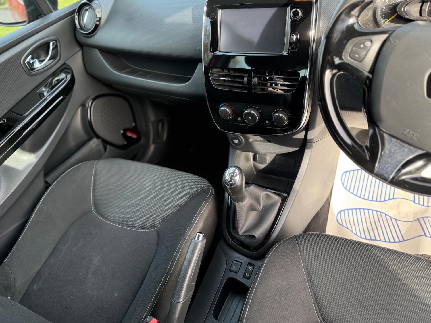 Used Renault Clio 2013 for sale - 78172097: Photo 50