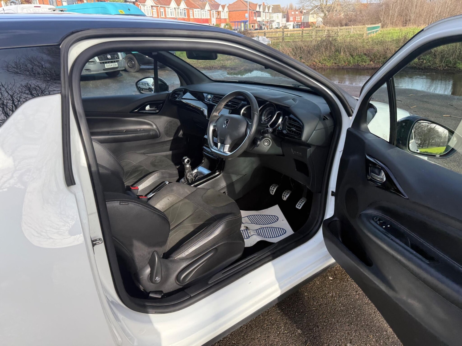 Used DS Automobiles DS 3 2017 for sale - 78172083: Photo 24