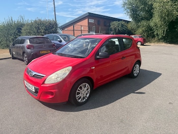 Used Hyundai i20 2009 for sale - 79321015: Photo