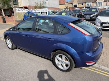Used Ford Focus 2010 for sale - 78345438: Photo
