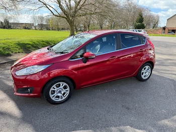 Used Ford Fiesta 2017 for sale - 78172110: Photo
