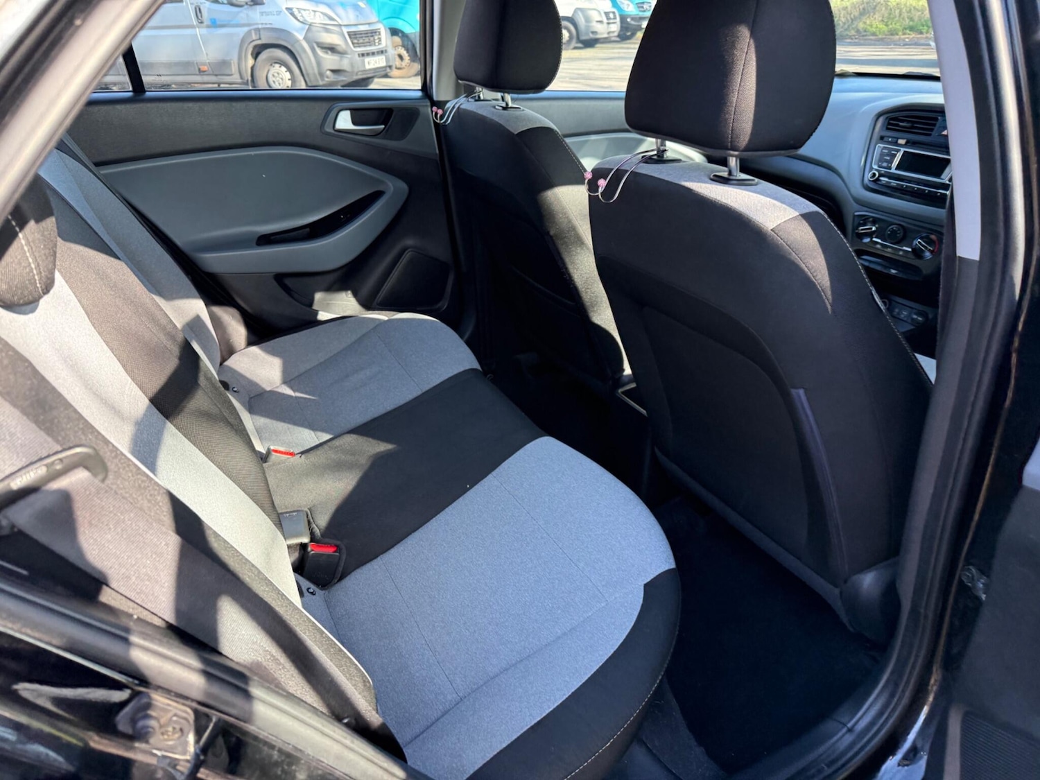 Used Hyundai i20 2015 for sale - 78172088: Photo 28