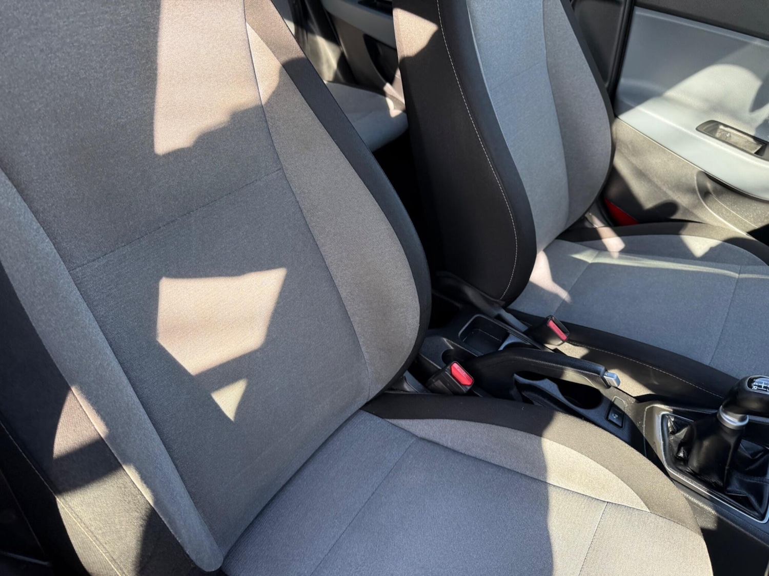 Used Hyundai i20 2015 for sale - 78172088: Photo 32