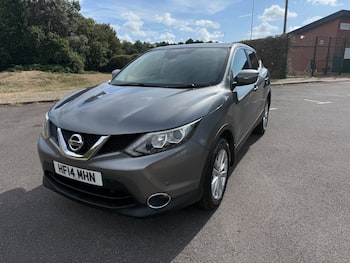 Used Nissan Qashqai 2014 for sale - 79668018: Photo