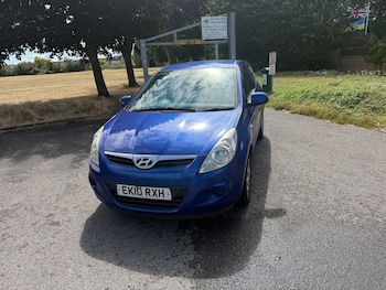 Used Hyundai i20 2010 for sale - 79567630: Photo