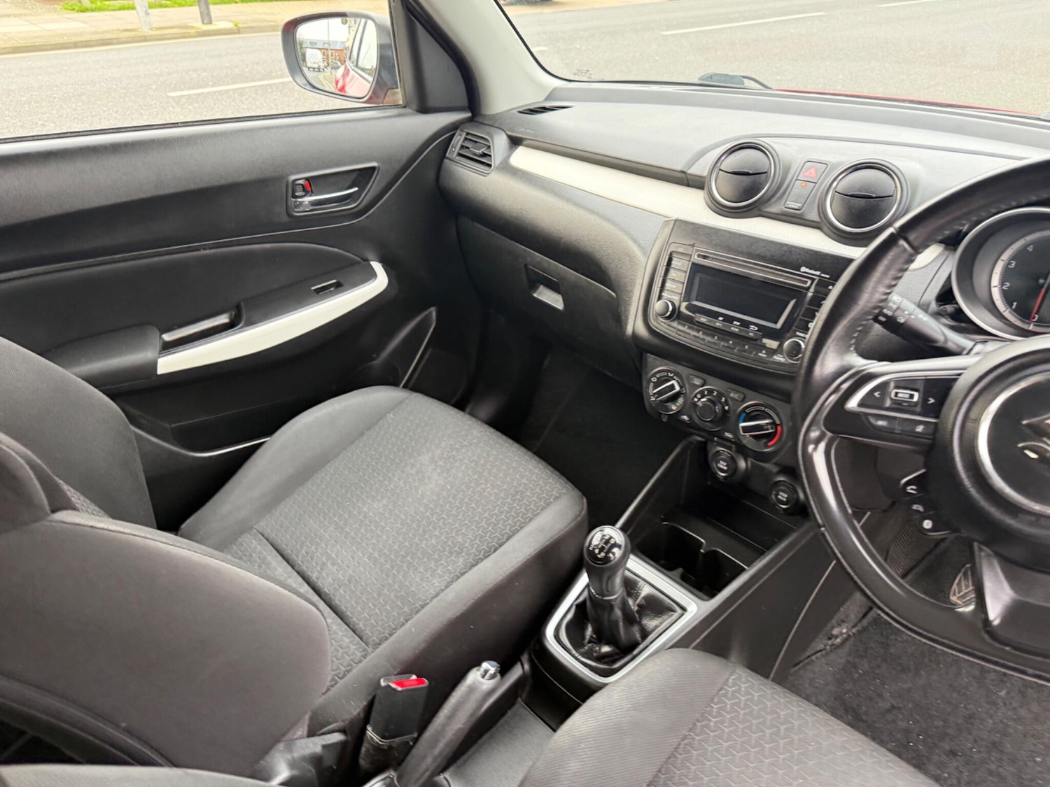 Used Suzuki Swift 2017 for sale - 78172091: Photo 40