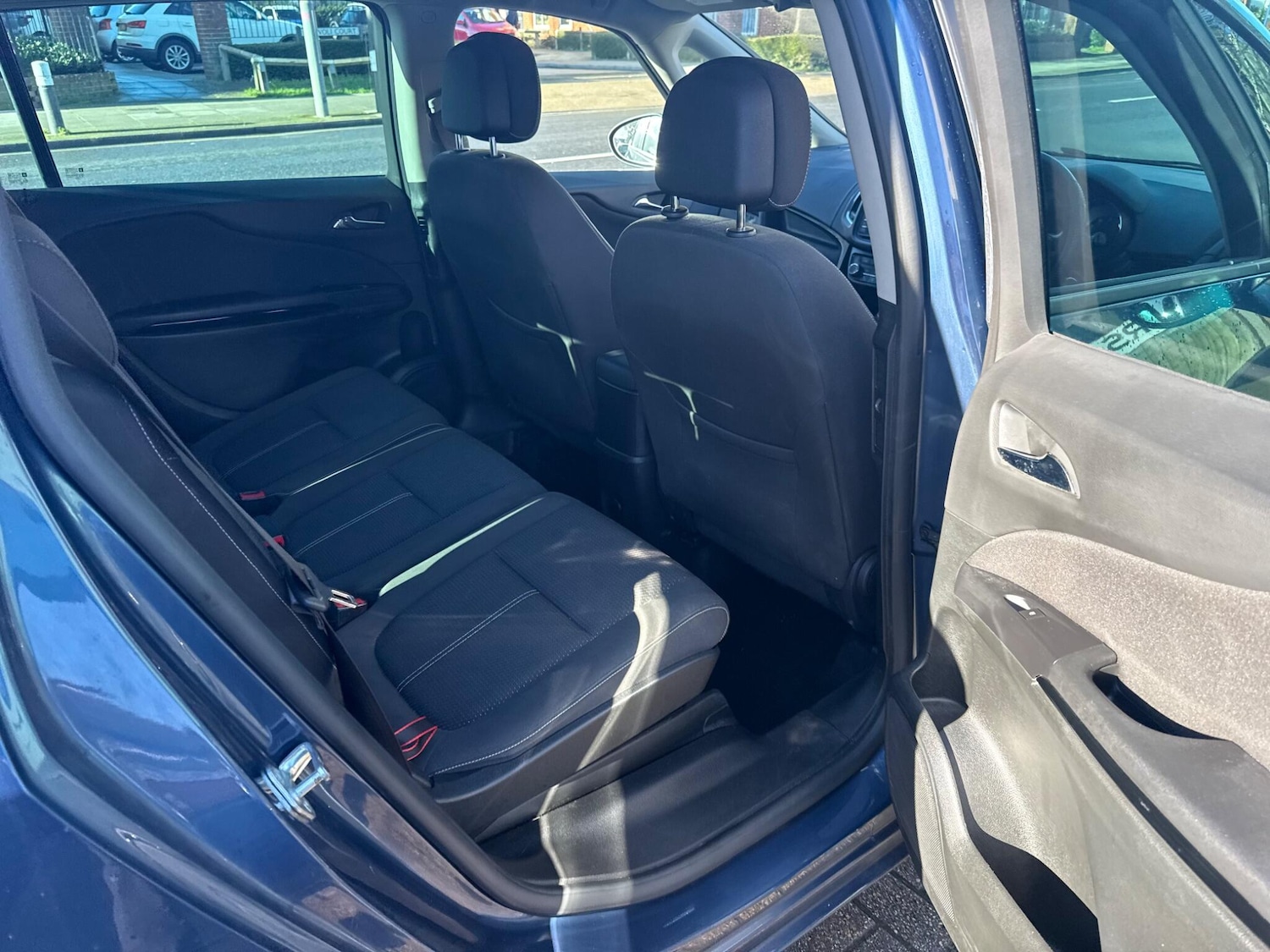 Used Vauxhall Zafira 2016 for sale - 78172086: Photo 28