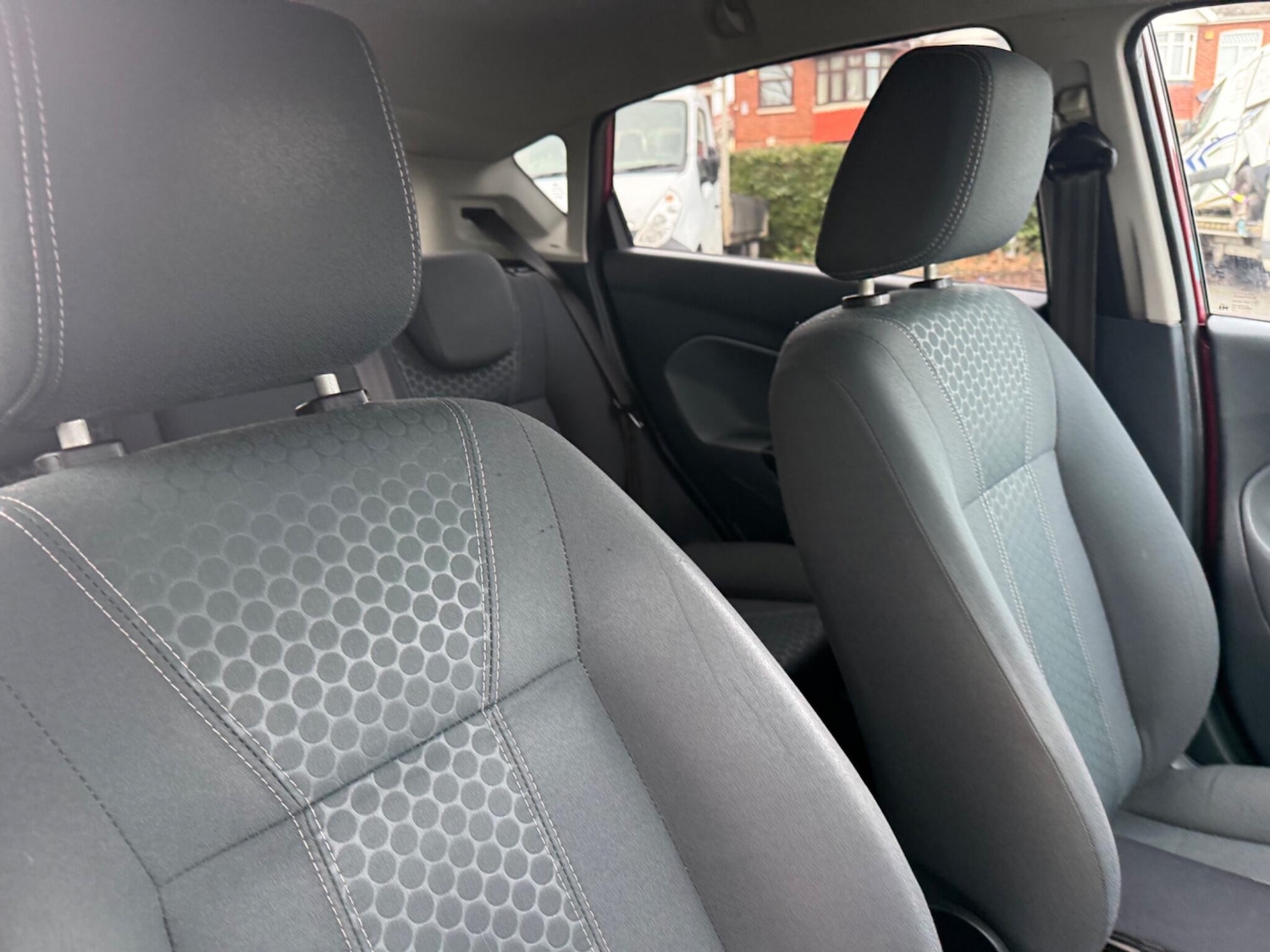 Used Ford Fiesta 2009 for sale - 78172089: Photo 34