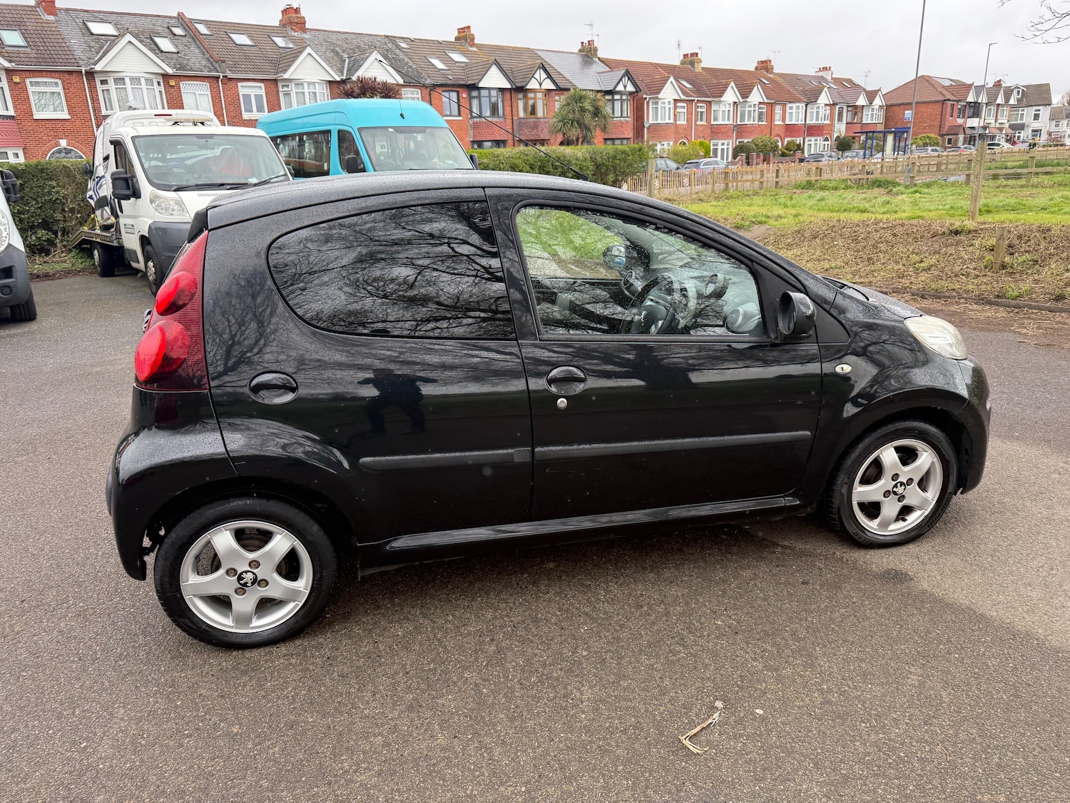 Used Peugeot 107 2014 for sale - 78172102: Photo 4