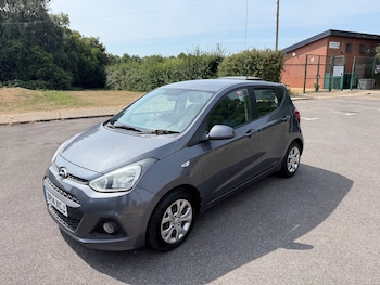 Used Hyundai i10 2014 for sale - 79252210: Photo