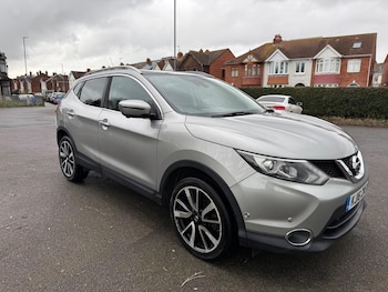 Used Nissan Qashqai 2016 for sale - 78172093: Photo