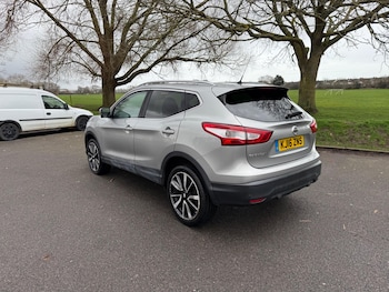 Used Nissan Qashqai 2016 for sale - 78172093: Photo