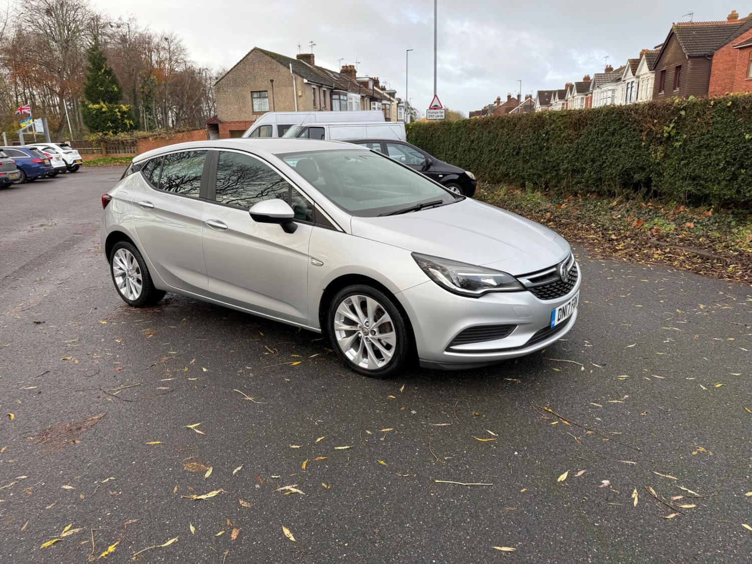Used Vauxhall Astra 2017 for sale - 78172077: Photo 1