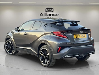 Used Toyota C-HR 2021 for sale - 79440653: Photo