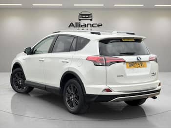 Used Toyota RAV4 2017 for sale - 79820386: Photo