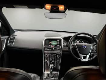 Used Volvo XC60 2017 for sale - 79699895: Photo
