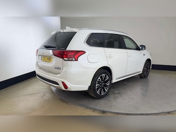 Used Mitsubishi Outlander 2017 for sale - 79074965: Photo