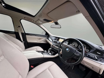 Used BMW 5 Series 2015 for sale - 79146005: Photo