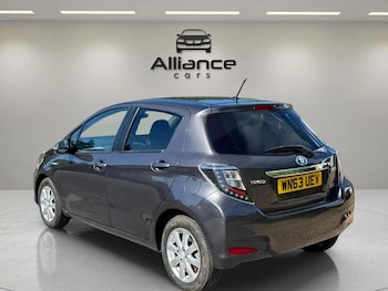 Used Toyota Yaris 2013 for sale - 78946189: Photo